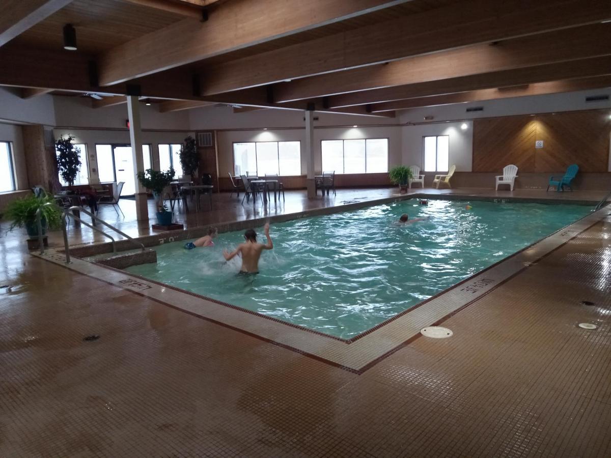 Paradise Shores Hotel Holcombe Экстерьер фото