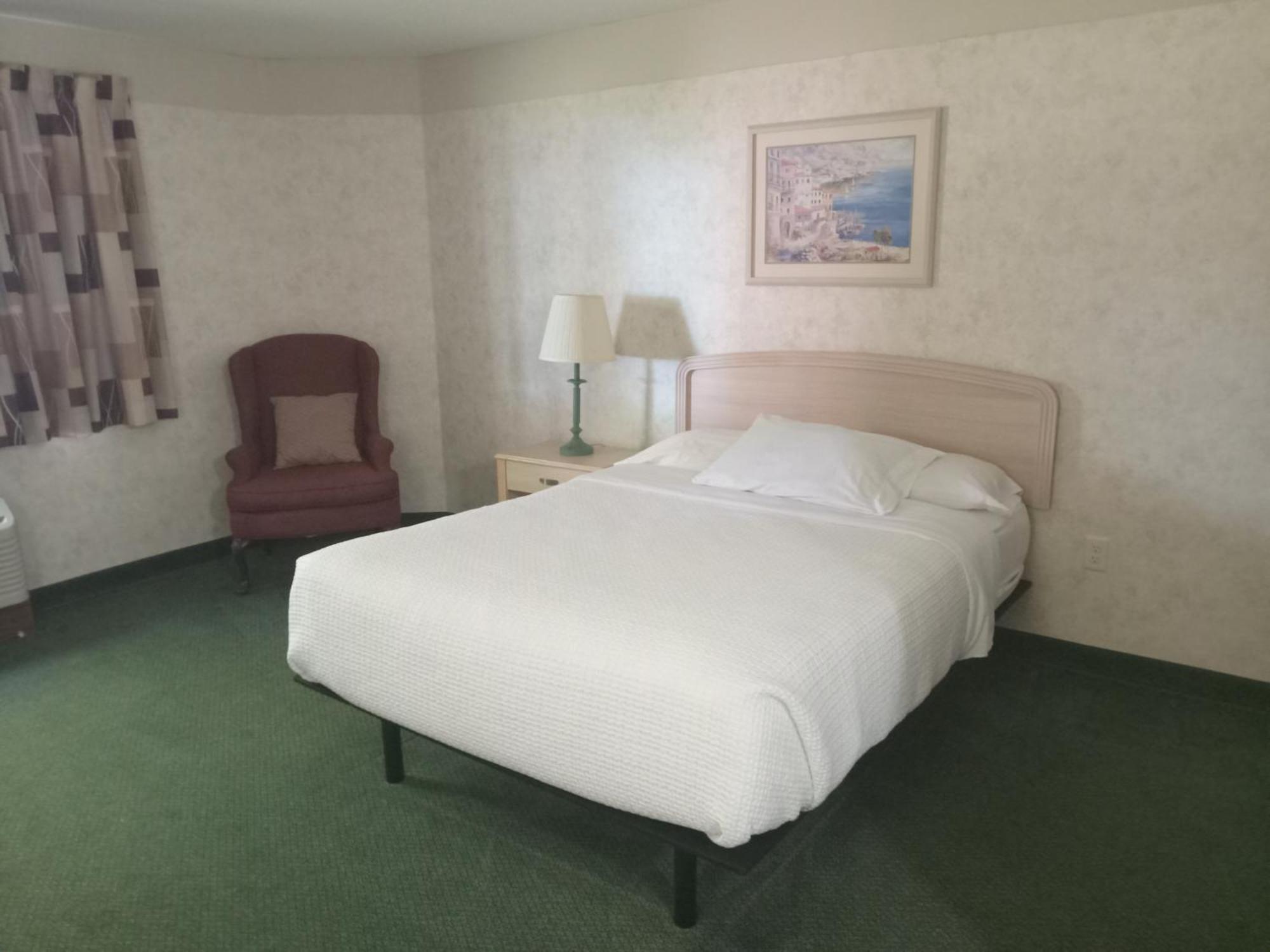 Paradise Shores Hotel Holcombe Экстерьер фото